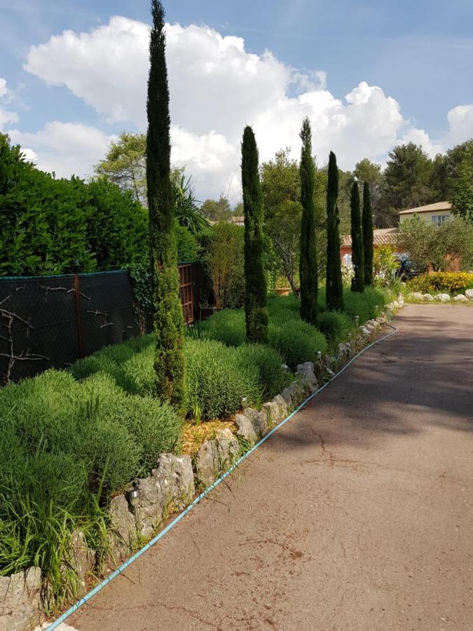 Bed and Breakfast Mas D'Azur Roquefort-les-Pins Esterno foto