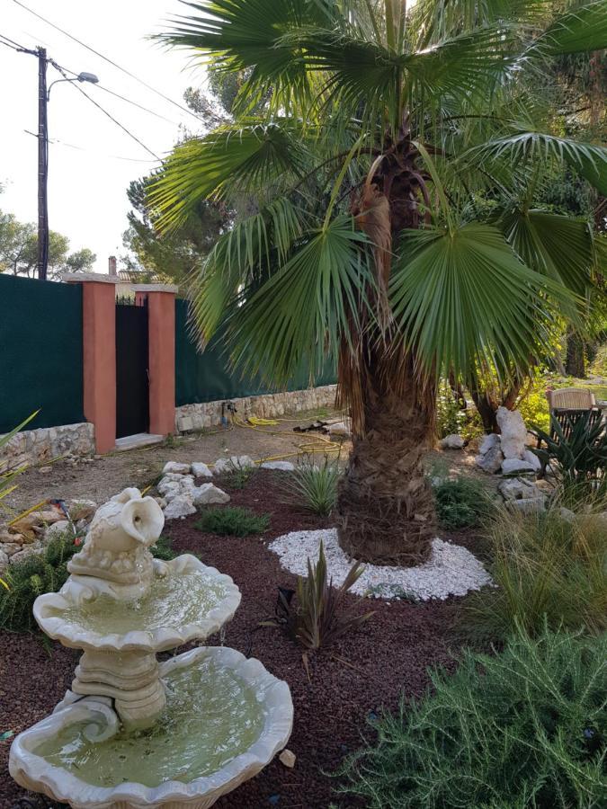 Bed and Breakfast Mas D'Azur Roquefort-les-Pins Esterno foto