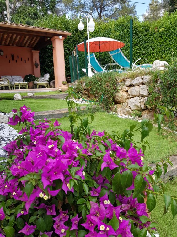 Bed and Breakfast Mas D'Azur Roquefort-les-Pins Esterno foto