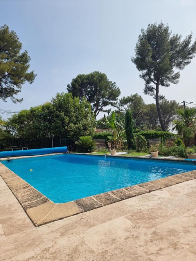 Bed and Breakfast Mas D'Azur Roquefort-les-Pins Esterno foto